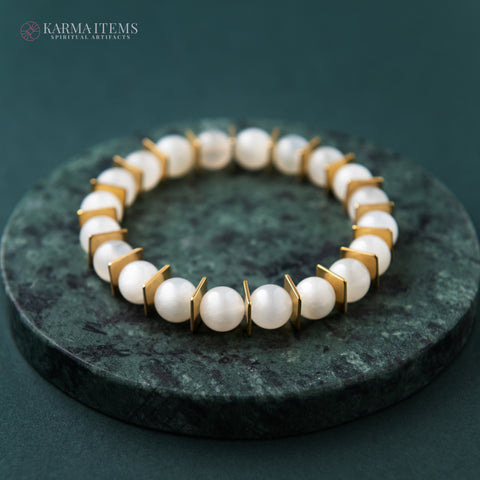 The Moonstone and Hematite Cooling Bracelet