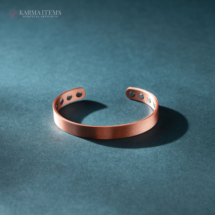 The Tibetan Pressure Point Bracelet