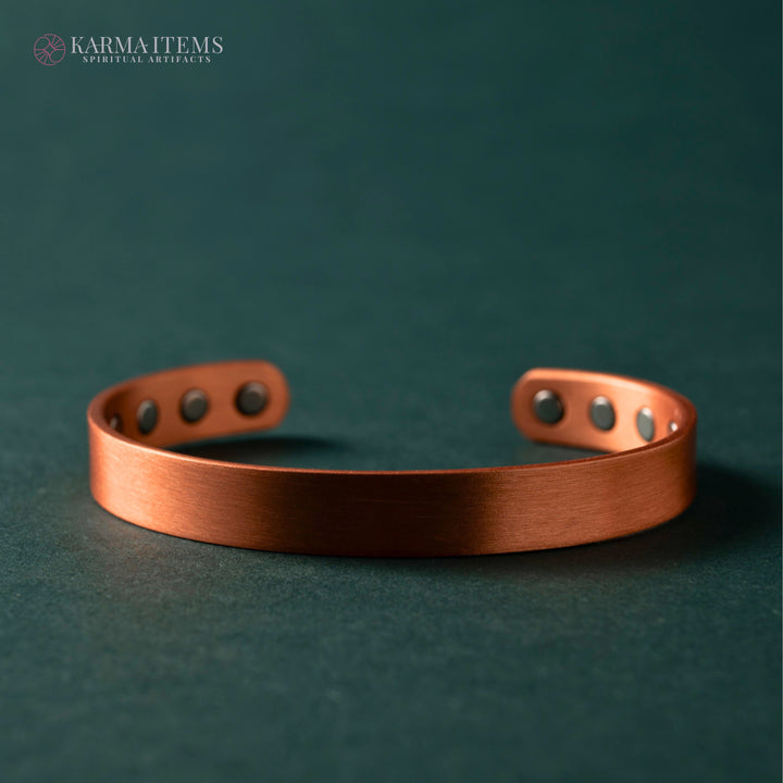 The Tibetan Pressure Point Bracelet